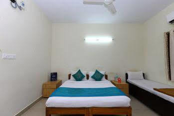 Capital O 10546 Parkway Inn Chennai Exterior photo